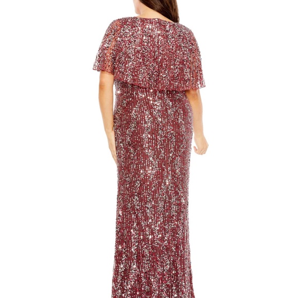 NWT Mac Duggal 93867 Cape Sleeve Sequin Dress - size 24W - Picture 2 of 5